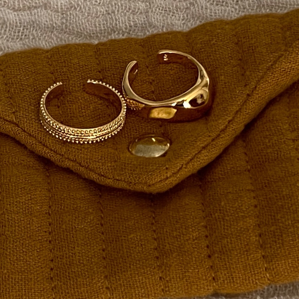 Sezane Gold Women's Rings Set - Picture 12 of 12